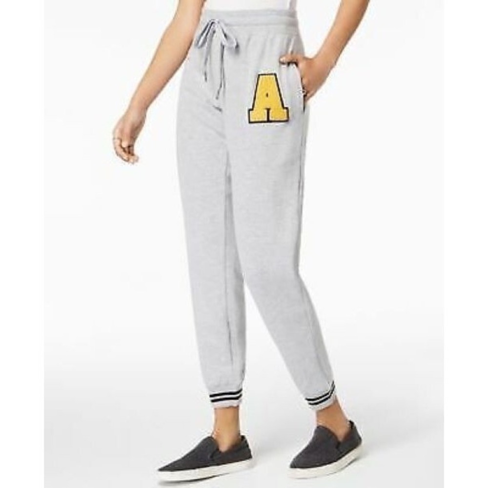 Ultra Flirt NWT XL Grey Varsity Patch Jogger $39